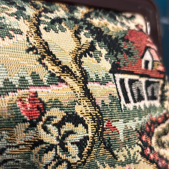 Vintage Tapestry kiss lock Pouch/case - Picture 6 of 14